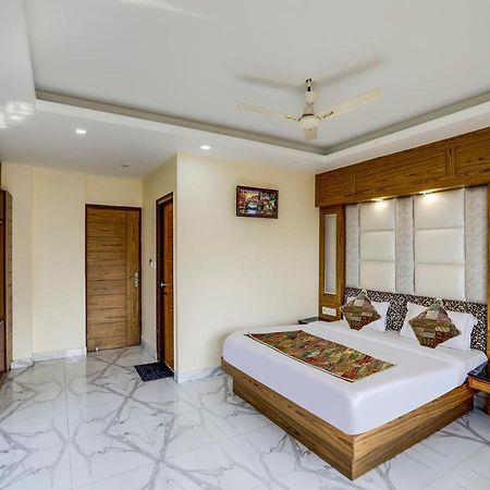 Hotel Vanson Villa - Near Connaught Place Нью-Дели Экстерьер фото