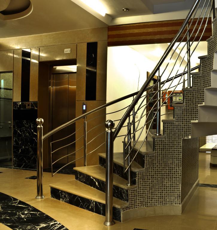 Hotel Vanson Villa - Near Connaught Place Нью-Дели Экстерьер фото