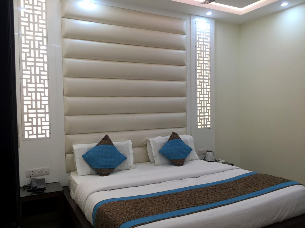 Hotel Vanson Villa - Near Connaught Place Нью-Дели Экстерьер фото